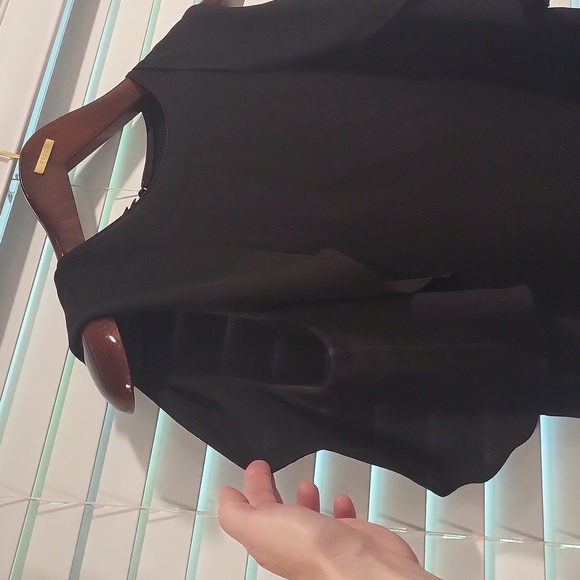 Lafayette 148 Flutter Sleeve Silk Blouse - Picture 4 of 9